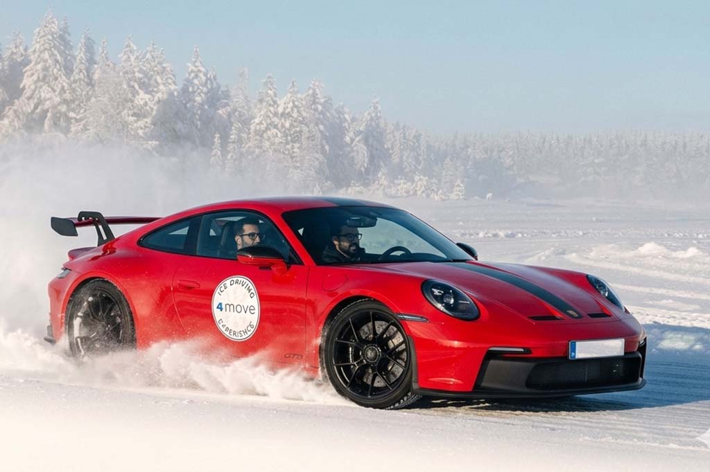 PORSCHE 992 GT3